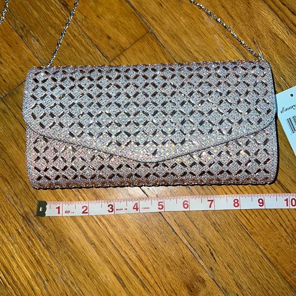 Sparkly Clutch - Picture 2 of 5